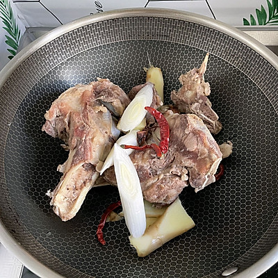 醬大骨頭的家常做法,醬大骨頭的家常做法視頻
