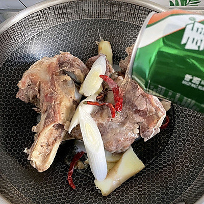 醬大骨頭的家常做法,醬大骨頭的家常做法視頻