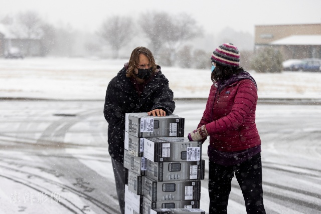 科罗拉多的风雪是什么意思(美国科罗拉多州发生山火后又遇暴风雪，当地民众“失望连着失望”)