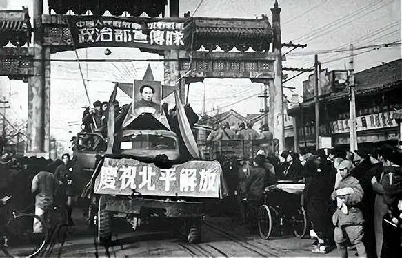 美国大兵娶中国女演员，花16年加入中国籍：做中国人，我很自豪