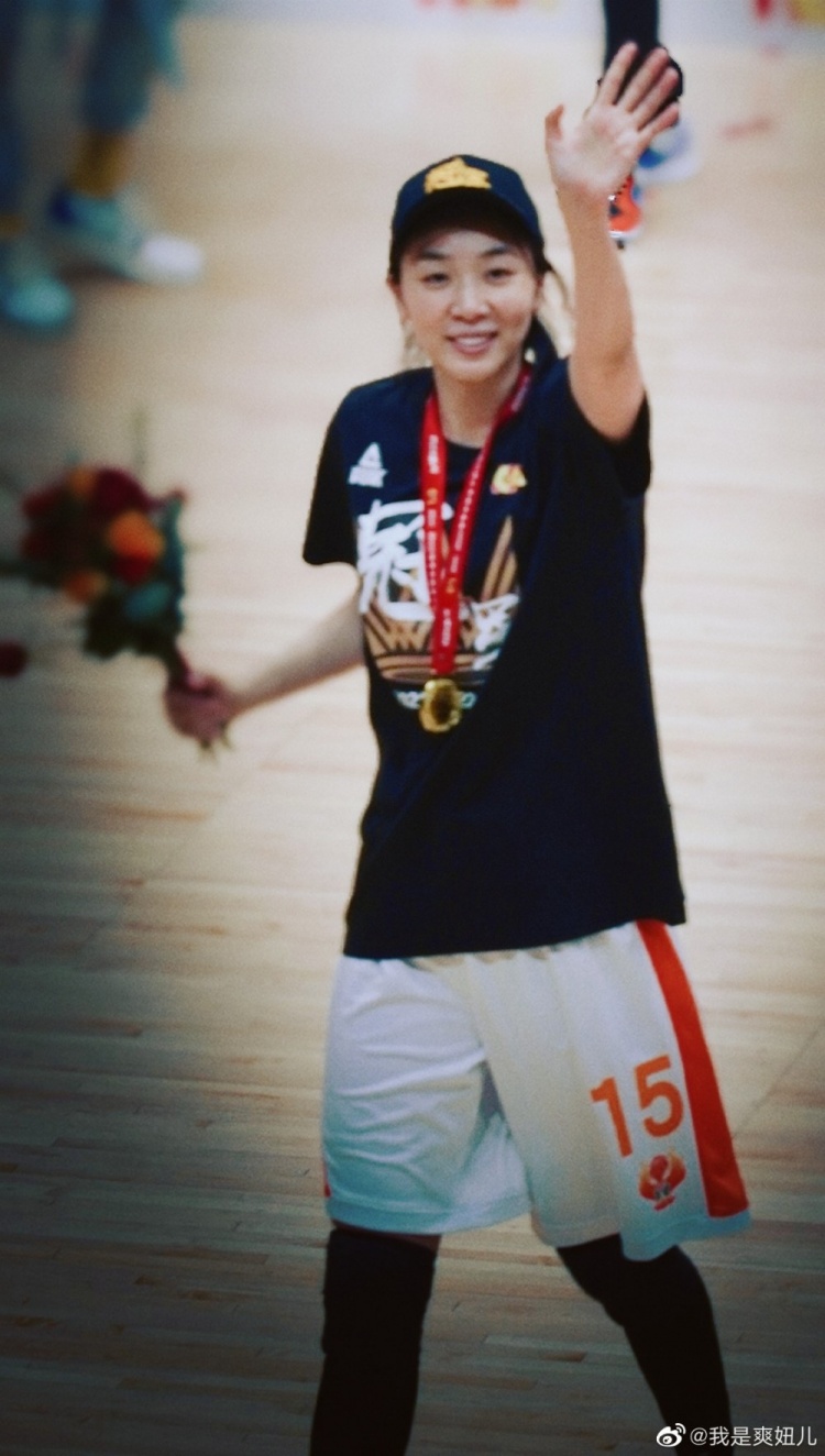 2011女籃亞錦賽決賽（趙爽發文宣布退役：山水有相逢 咱們江湖再見）