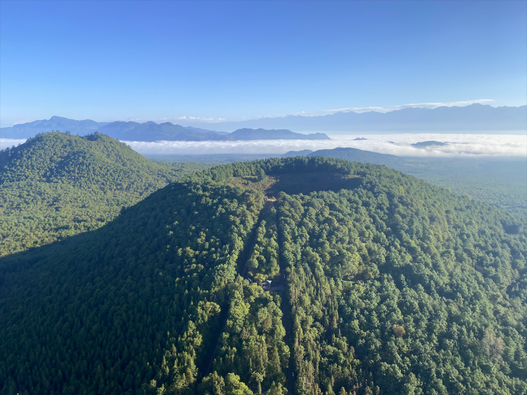 霞客行——踏遍青山人未老