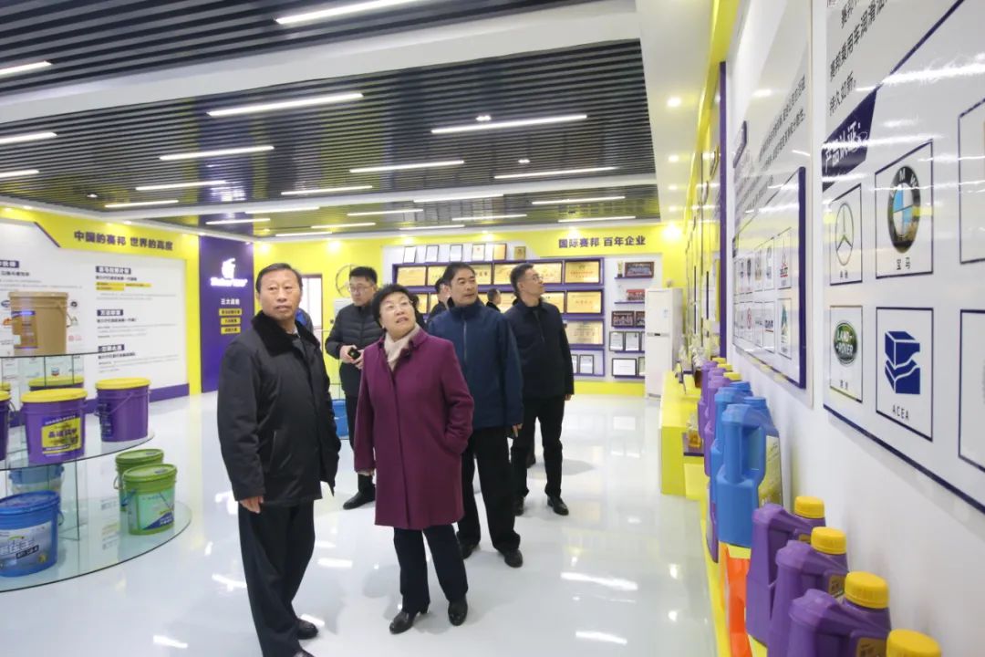 区委常委、组织部部长韩卫英到园区走访慰企业