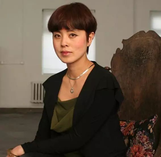 当代画坛最牛的9位一线中国女画家，不仅人美，作品更是超级惊艳