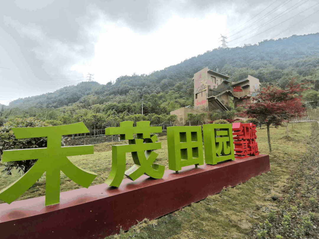 神秘的北纬30°，还藏着这样一座宝藏小城！