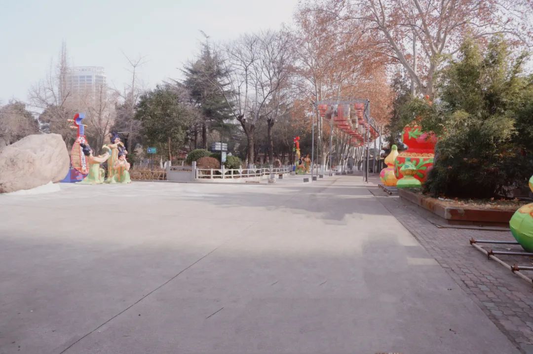 王城公园动物园要搬迁？官方回复...