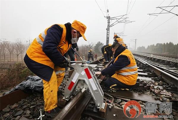 京九铁路聊城段迎来“换骨手术”