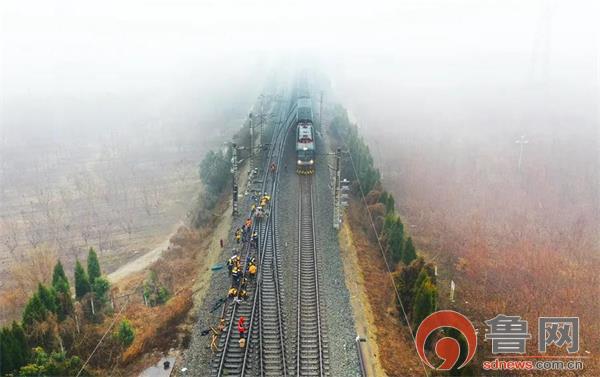 京九铁路聊城段迎来“换骨手术”