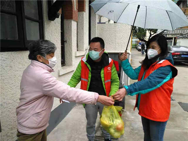 青春守护城市｜一句“原谅我忍不住发脾气”刷屏朋友圈！致敬守护在一线的年轻力量