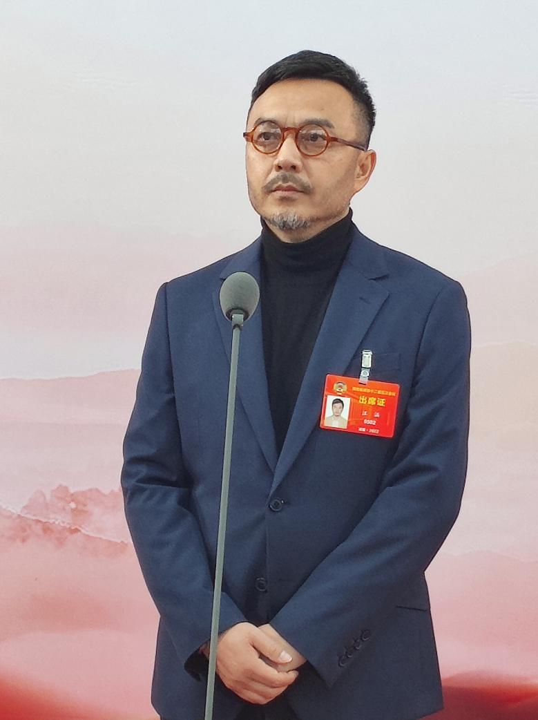 湖南衛視真情欄目（汪涵：只有腳下沾滿泥土，心中才能沉淀真情）