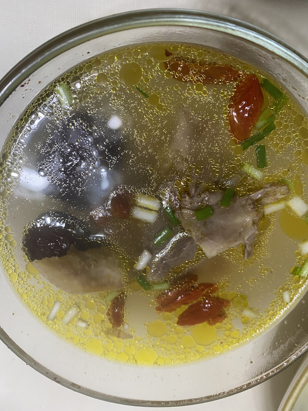 鴿子湯的做法,鴿子湯的做法清燉鴿子湯