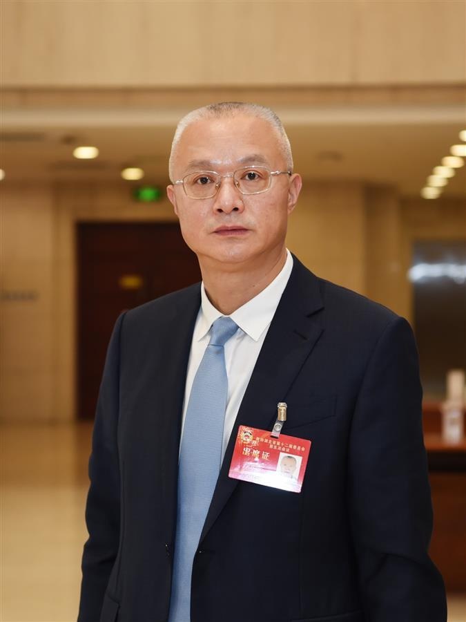 省政协常委、人福医药集团股份公司总裁邓霞飞：助推生物医药产业融入“双循环”