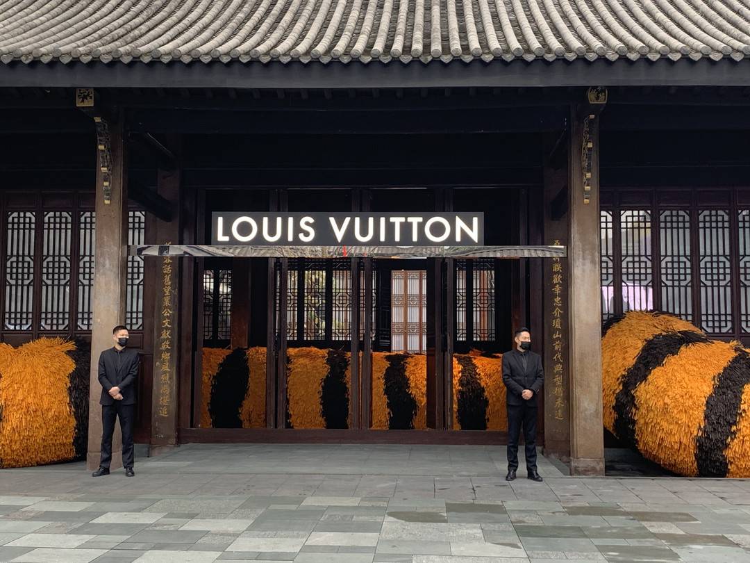 Louis Vuitton: Louis Vuitton Unveiled A Restaurant Beside Its Chengdu  Maison: The Hall By Louis Vuitton - Luxferity
