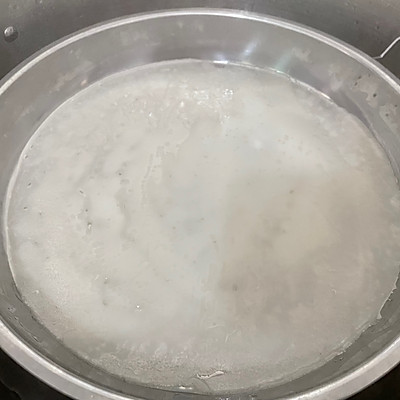 涼皮的做法,涼皮的做法視頻全過程