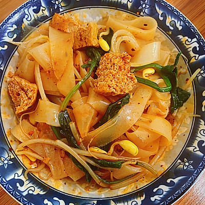 涼皮的做法,涼皮的做法視頻全過程