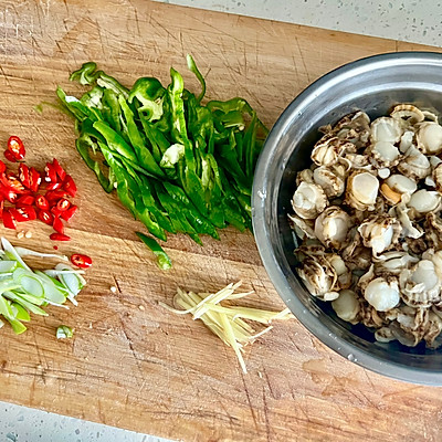 辣炒扇貝肉,辣炒扇貝肉的做法
