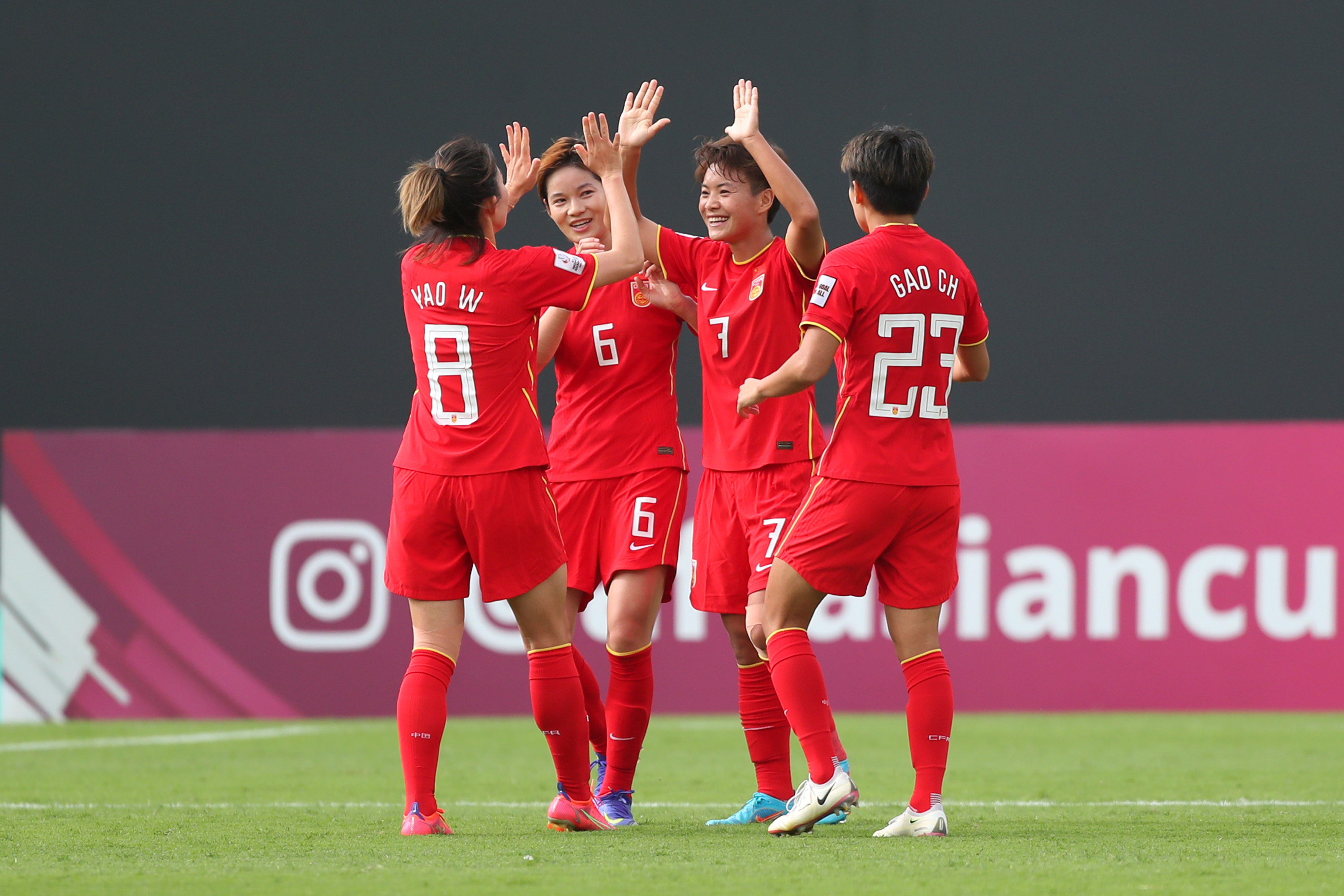 中国女足7-0伊朗 王霜梅开二度是怎么回事