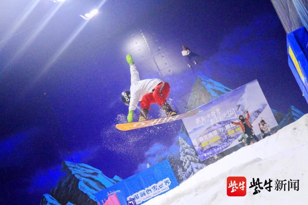 蘇州室內滑雪場在哪里（一雪難求的江南，室內滑雪場受追捧）