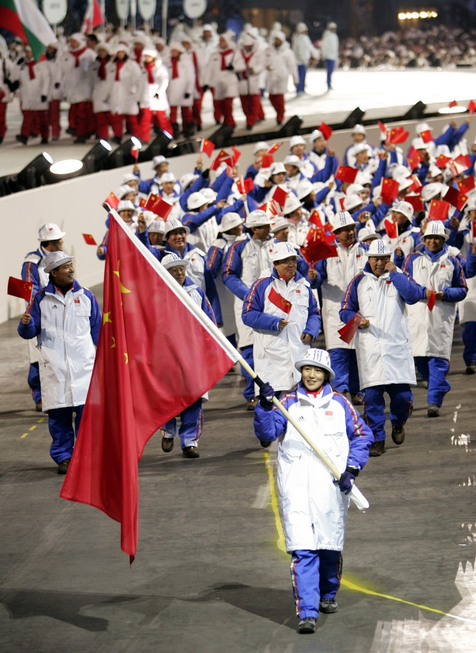 都灵冬奥会短道速滑(冬奥·档案③｜十个“首次”回顾中国冬奥荣耀之路)