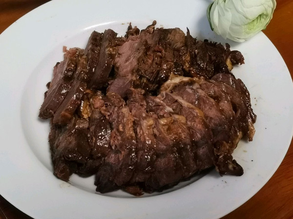 酱牛肉的做法酱牛肉的做法家庭的做法高压锅