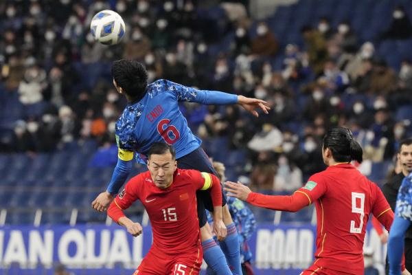 國足vs日本比分（國足0-2日本！李霄鵬執教首秀失利，小組出線幾無可能）
