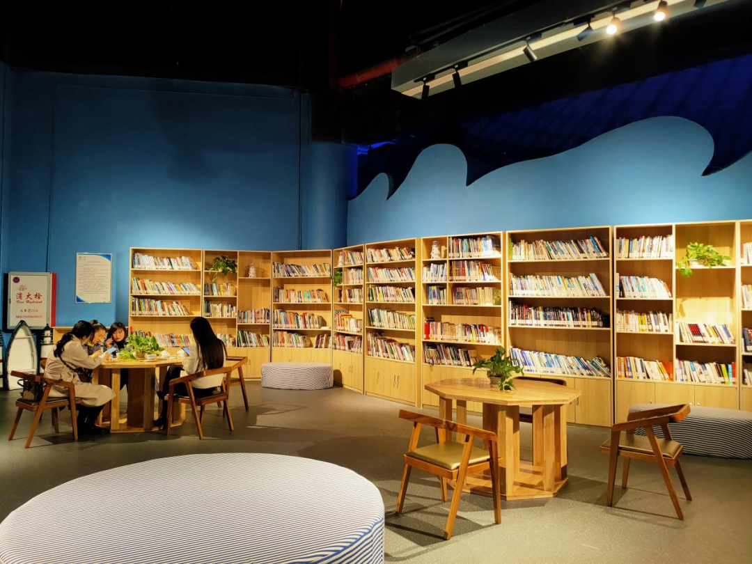 当海洋遇到图书 | 福州首家海洋主题图书馆开幕，快来漫步书籍的海洋