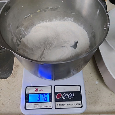 葱油饼怎么做（这样做葱油饼三分钟就做好）
