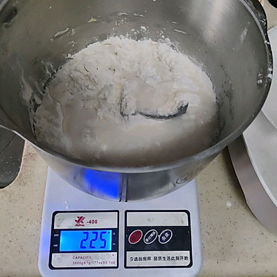 葱油饼怎么做（这样做葱油饼三分钟就做好）