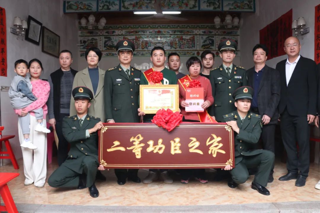 新年的惊喜（新年惊喜礼物）