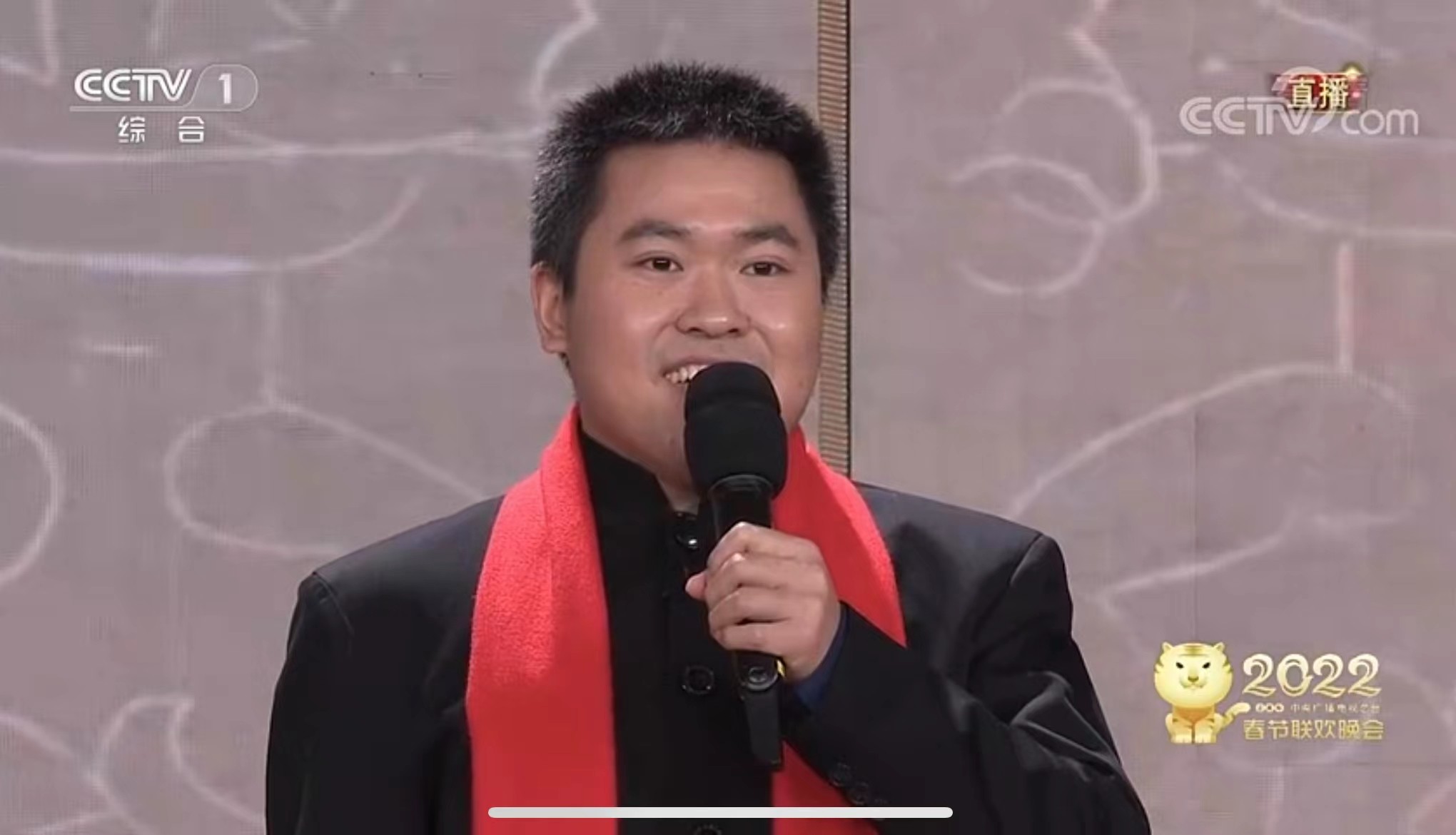 首次露真容！三星堆青铜大面具上春晚啦