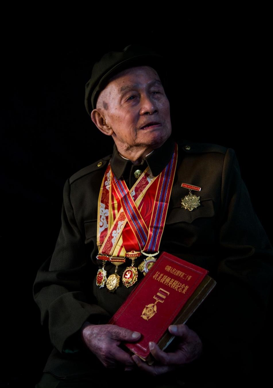 ���⣺��ҵ����ζ��ʲô��Ӣ����������ˮ��������ս����