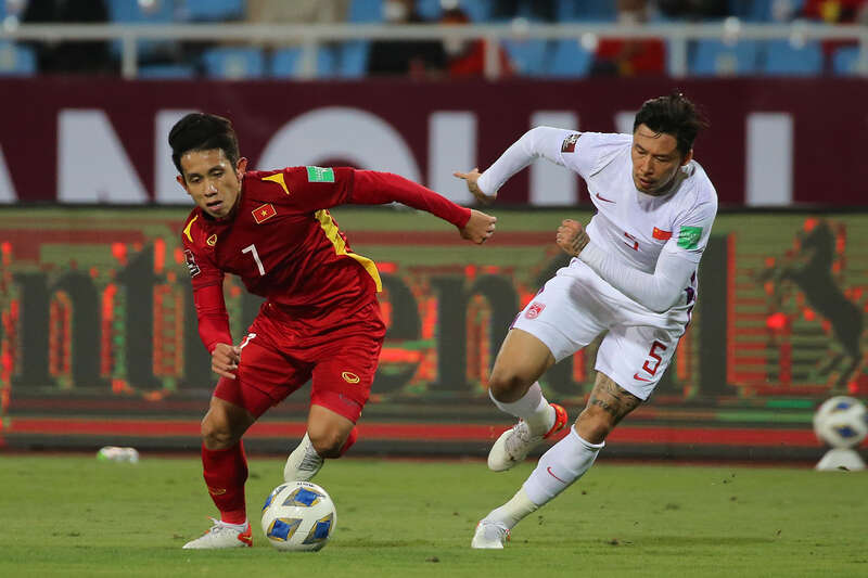 中国足球队1:2输叙利亚(首输越南 国足彻底告别卡塔尔世界杯)