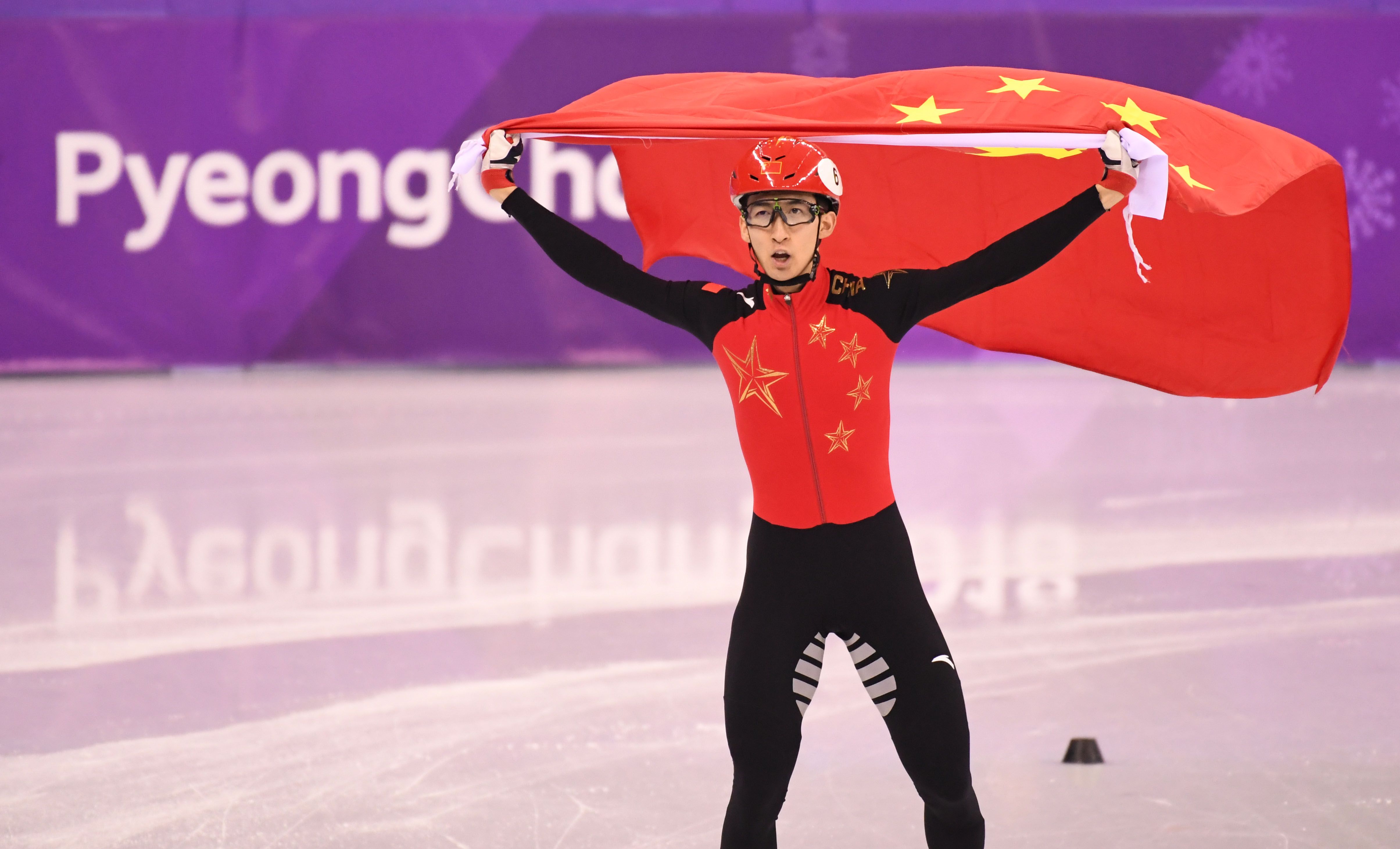 2018短道世界杯卡尔加里(点兵|短道速滑战绩卓著,武大靖霸气归来)