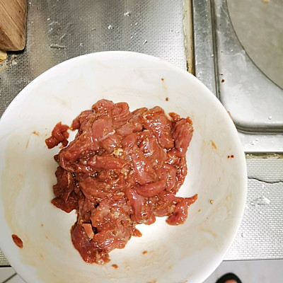 青椒炒牛肉,青椒炒牛肉的做法