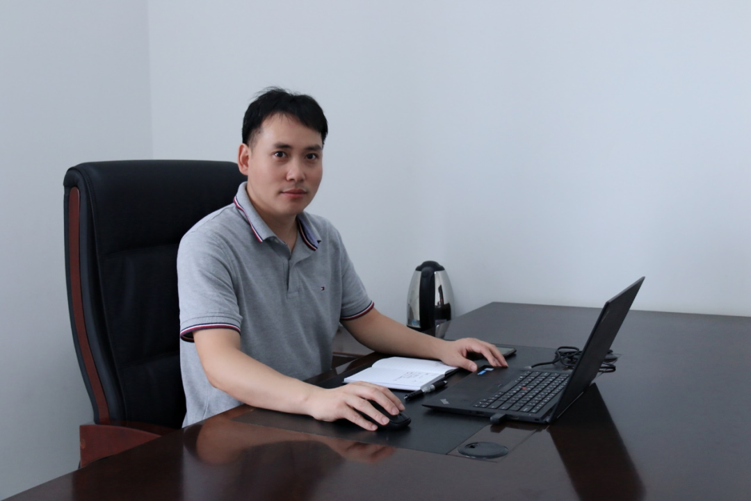 华水的他，是北京冬奥会火炬手！一位连续14年奋战在海外国家水电项目的一线拼搏者！