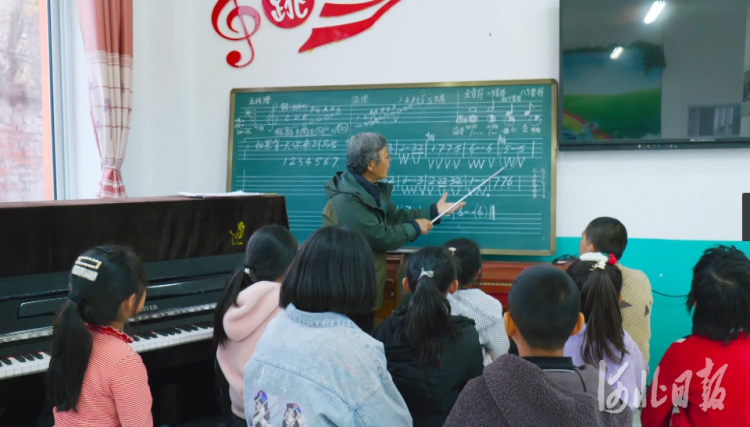 奥运会提前多久报名(北京冬奥会·河北风采｜阜平山里娃 放歌开幕式)