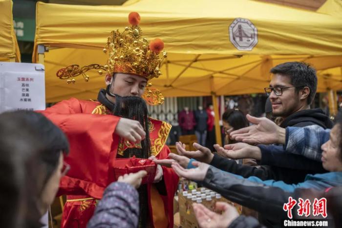 东西问黄景春：“财神”昭示了中华文化怎样的财富观？