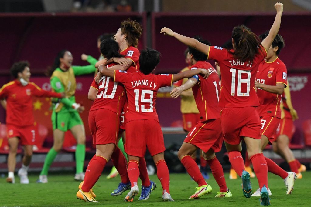 亚洲女足进世界杯的队伍(逆转！绝杀！中国女足3：2韩国，时隔16年再夺亚洲杯冠军)