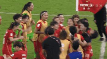 逆转！绝杀！中国女足3：2韩国，时隔16年再夺亚洲杯冠军