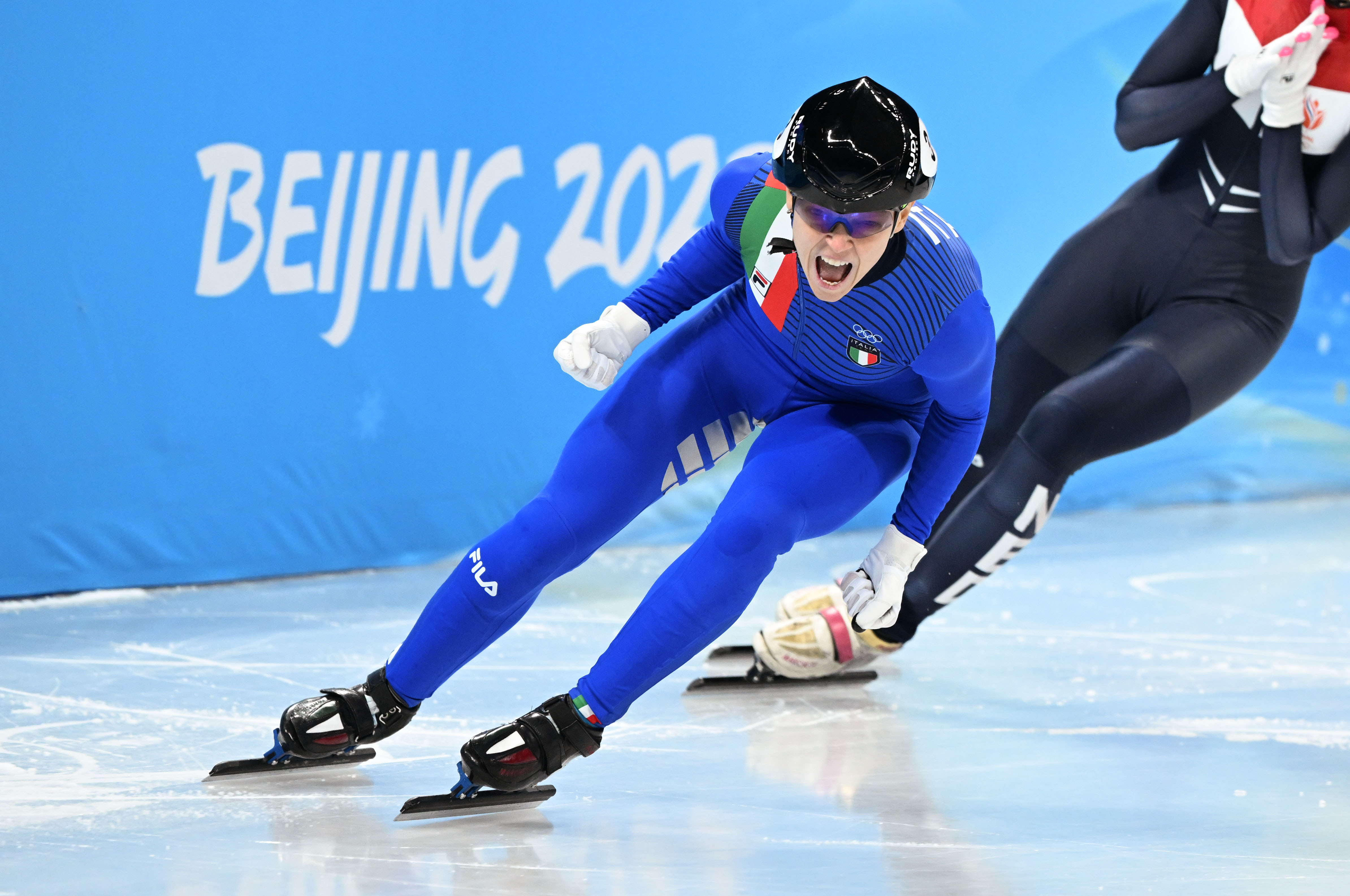 短道速滑世界杯荷兰站女子500(短道速滑——女子500米决赛：意大利选手阿里安娜·方塔纳夺冠)