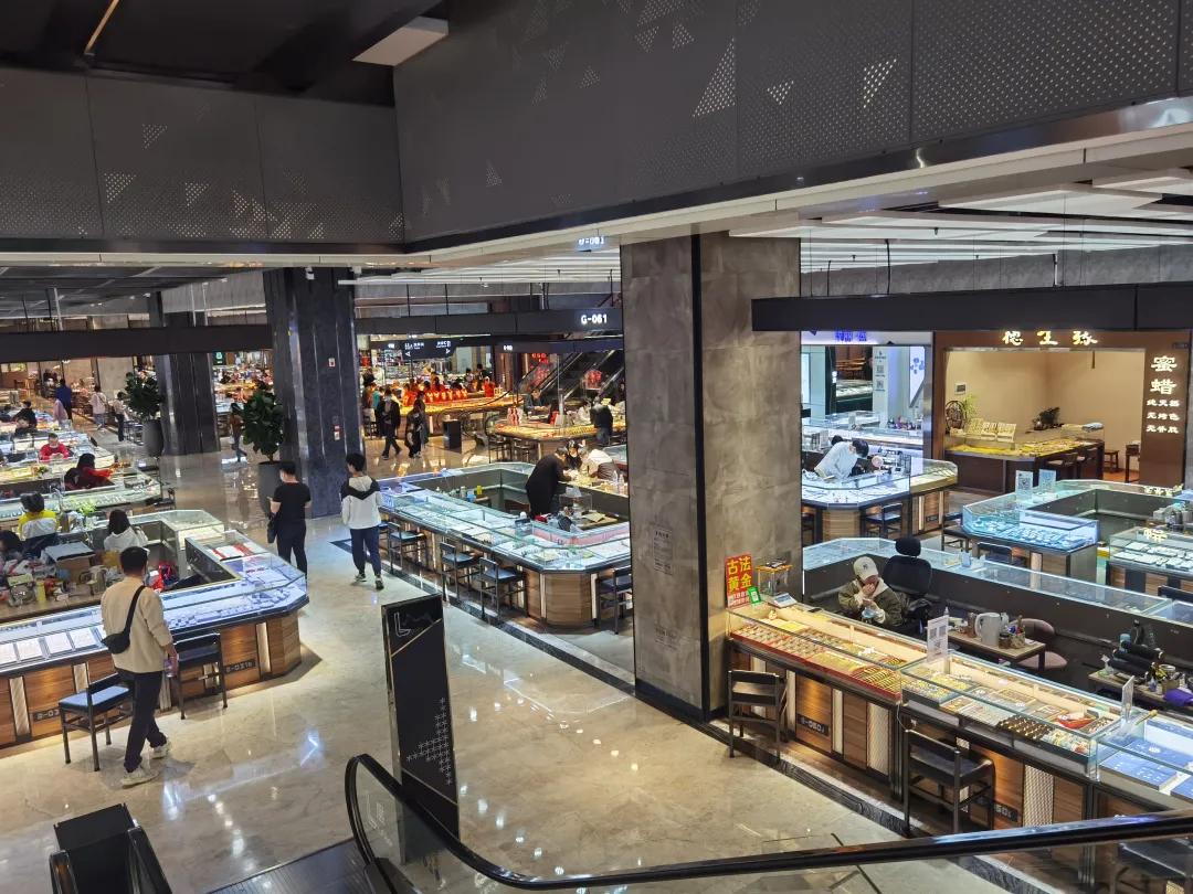 黄金市场里的"华强北":我在深圳水贝做"淘金客"