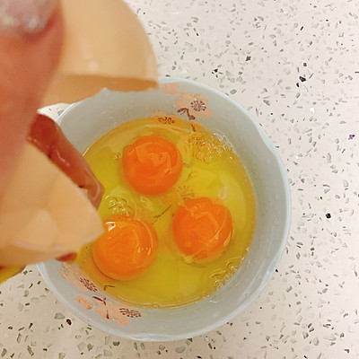 莴笋炒鸡蛋（莴笋炒鸡蛋会中毒吗）