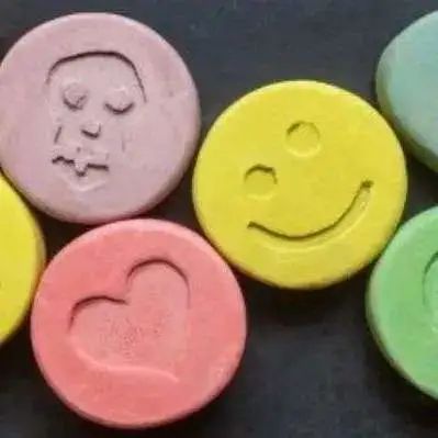 不是吧不是吧，好好的礼物怎么就成了毒品……