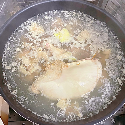 猪肚包鸡怎么做（冬季暖胃神器秘制猪肚鸡做法分享）