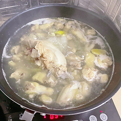 猪肚包鸡怎么做（冬季暖胃神器秘制猪肚鸡做法分享）