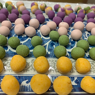 五彩小汤圆你这么做,好吃到停不下来