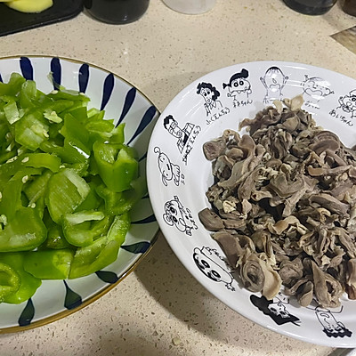 鸡心的功效与作用（青椒炒鸡胗鸡心的做法教程）