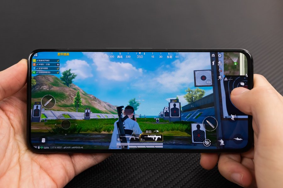红魔 7 Pro屏下游戏手机详细评测：众多黑科技打造的专业游戏装备