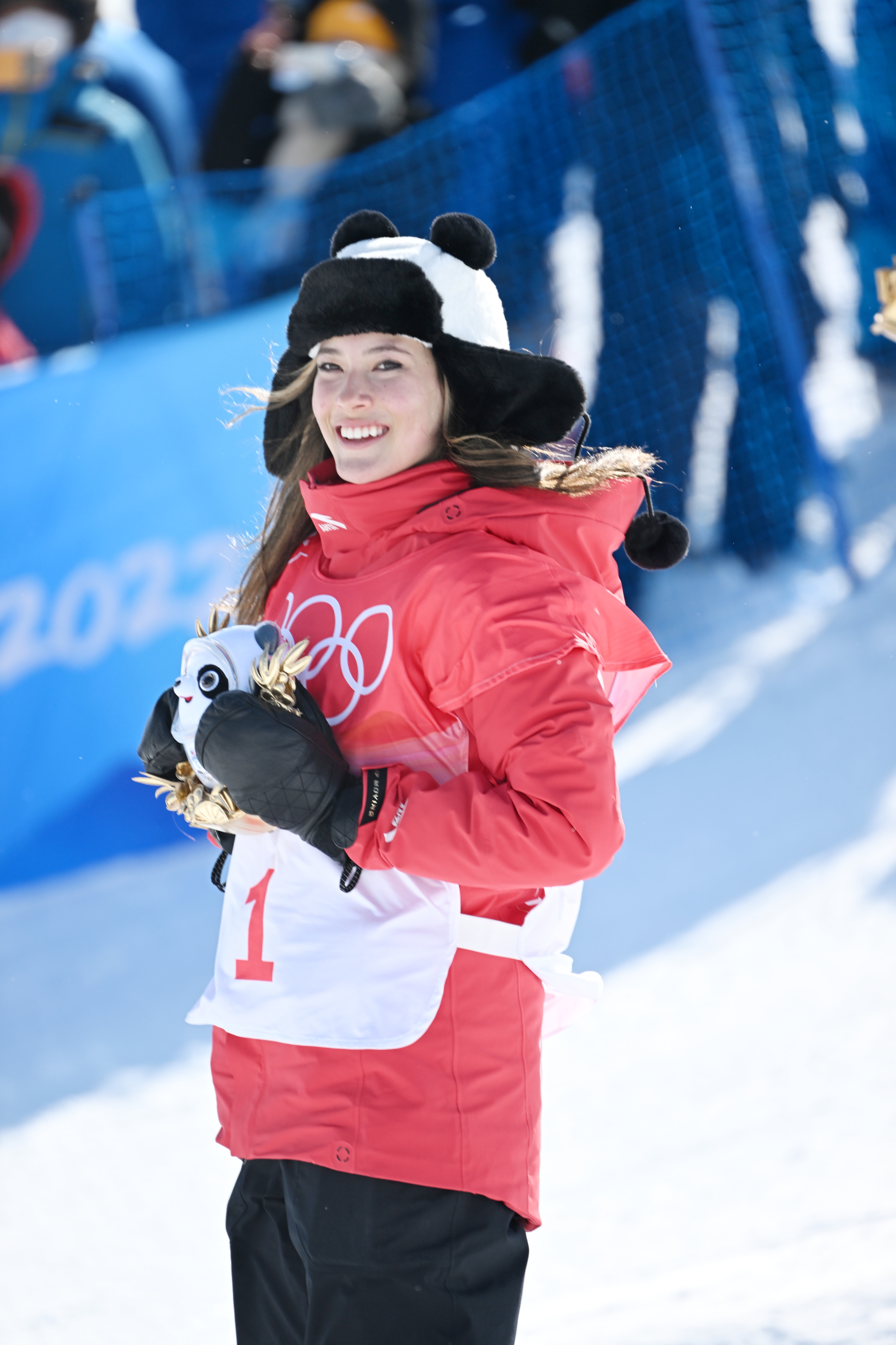 我无论金牌银牌都留着(谷爱凌把这枚金牌留给自己,已为奖牌预留好了