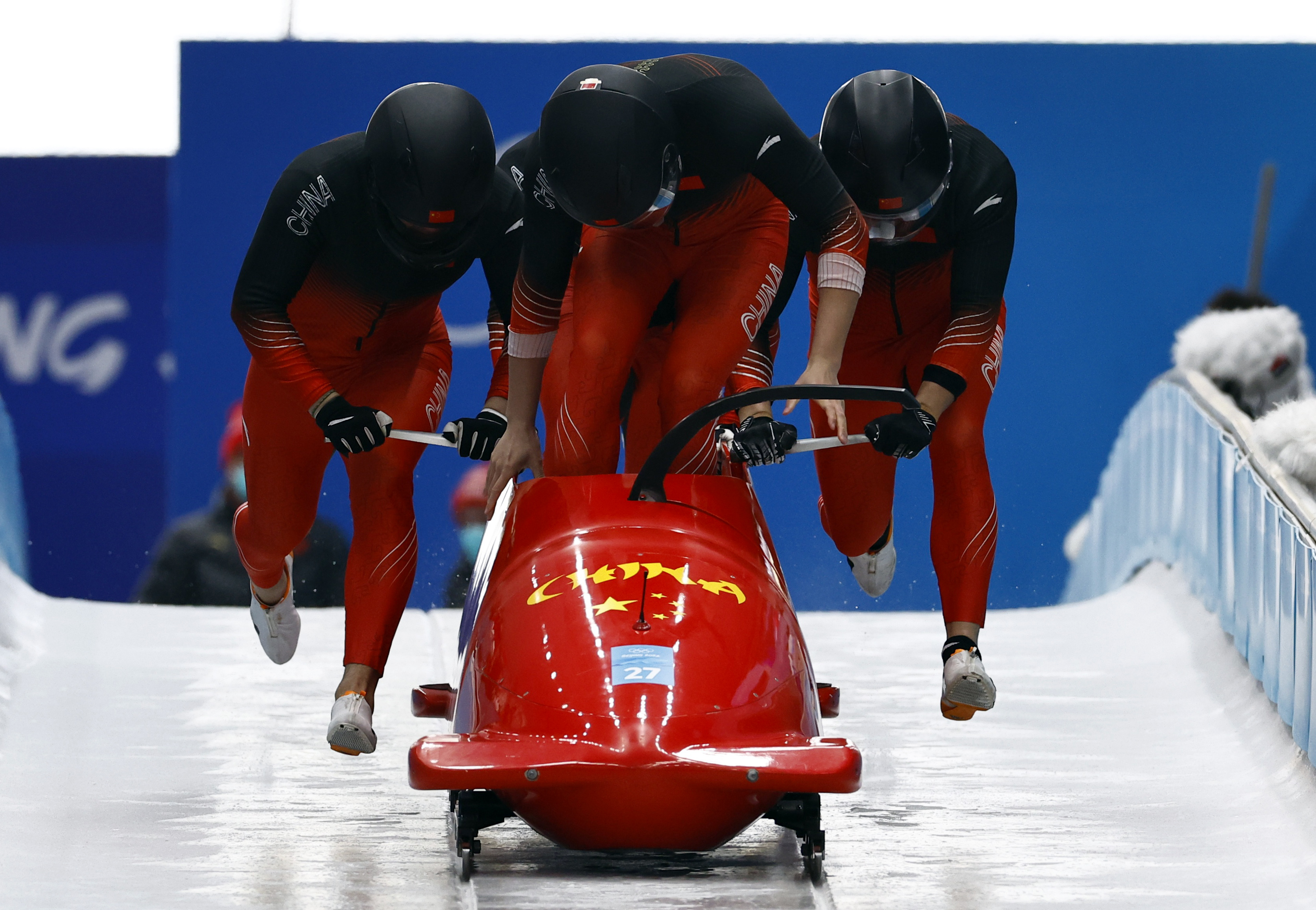 奥运会28号中国有哪些比赛(雪车项目明日收官，中国两车队冲击四人雪车冬奥最好成绩)